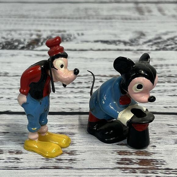 Vintage Walt Disney World Mickey Mouse & Goofy Bobble Heads MM Club Button - Picture 4 of 16